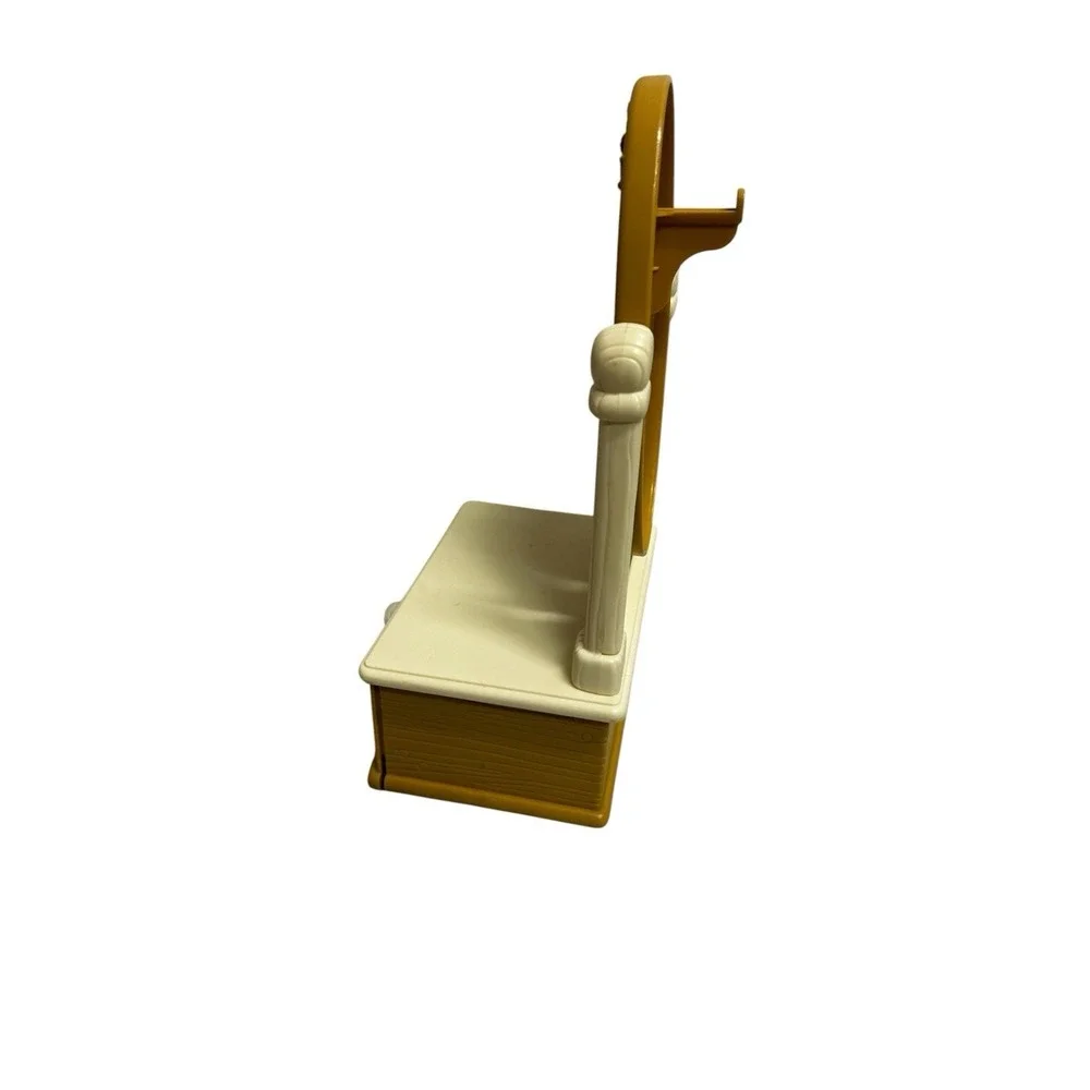 Fisher Price briarberry mirror wedding table‎